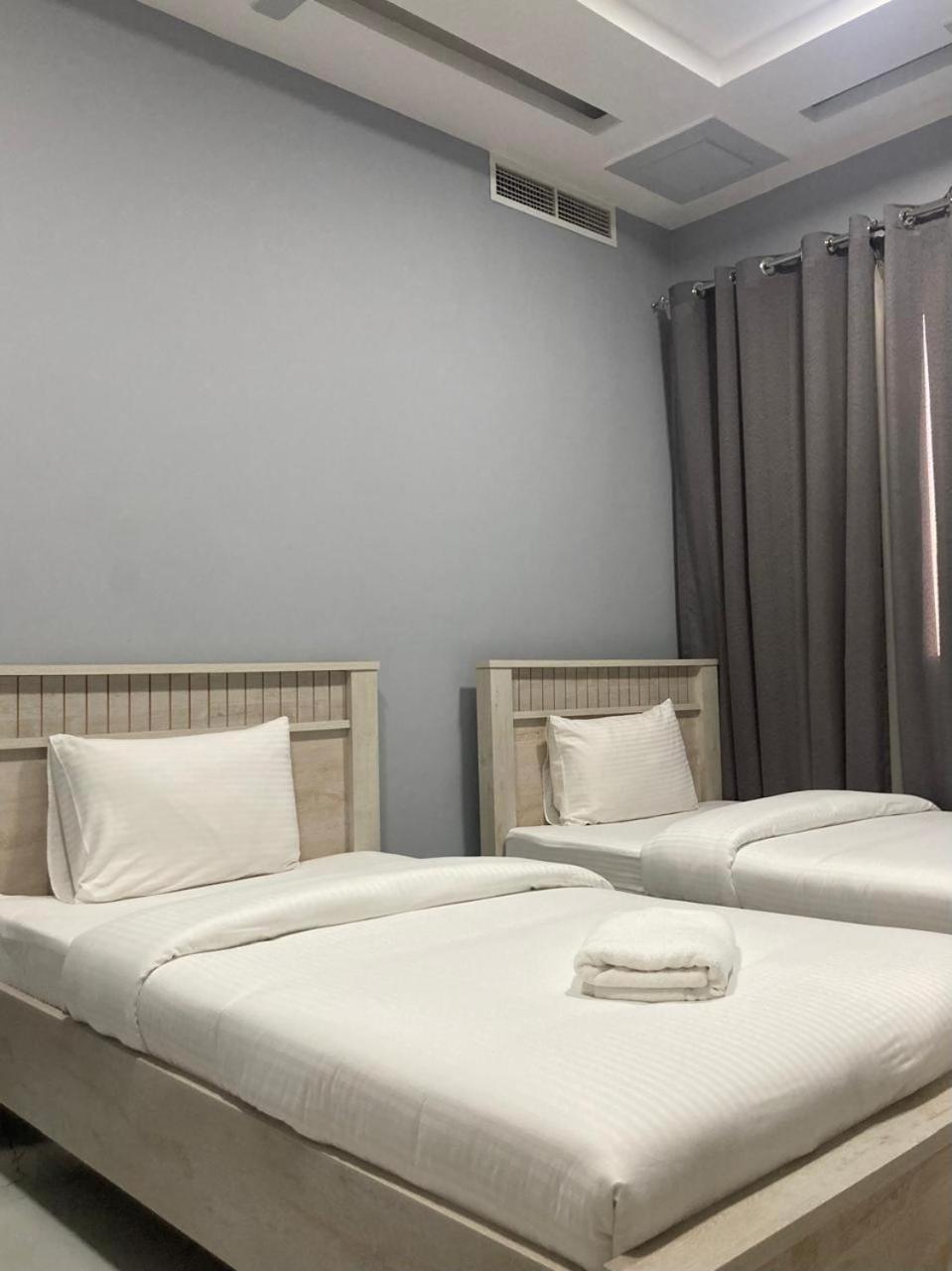 Paris Furnished Apartments - Tabasum Group Ajman Luaran gambar